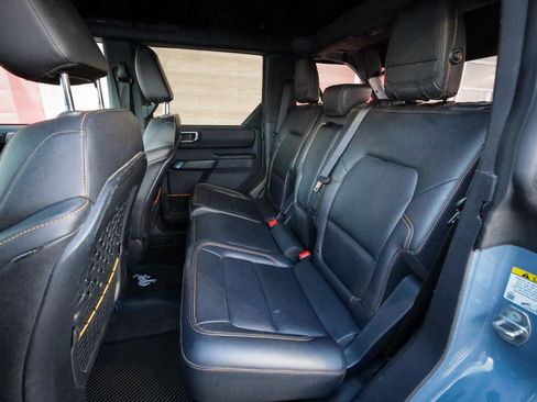 Used 2024 Ford Bronco Badlands image 31