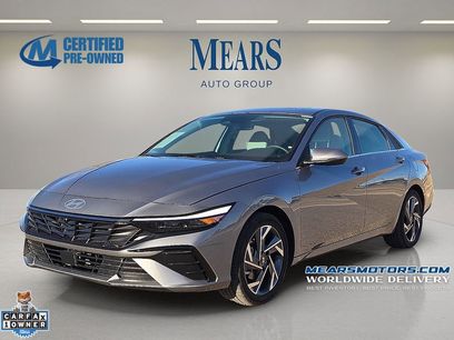 Used 2025 Hyundai Elantra Limited