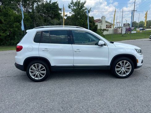 Used 2014 Volkswagen Tiguan SE FWD image 6