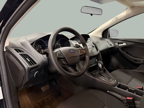 Used 2018 Ford Focus SE image 16