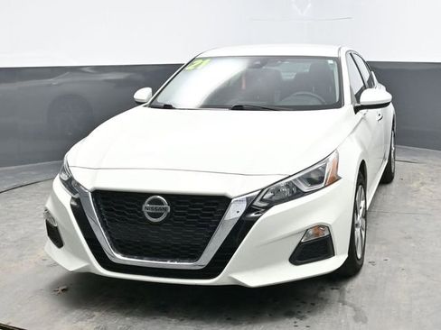 Used 2021 Nissan Altima 2.5 S image 2