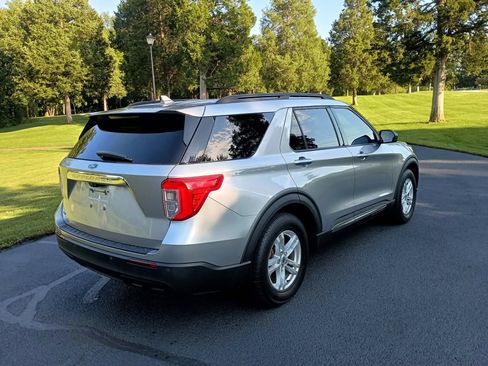 Used 2020 Ford Explorer XLT RWD image 19