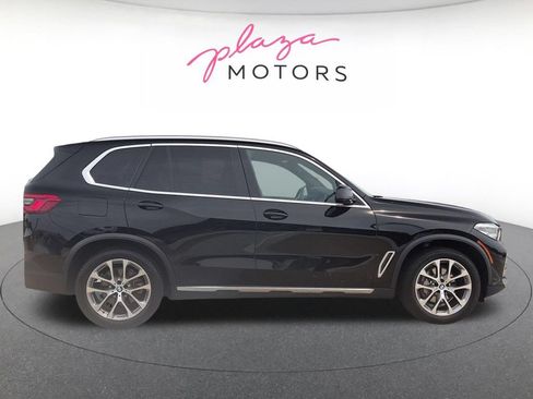 Used 2019 BMW X5 xDrive40i w/ Convenience Package AWD/4WD image 4