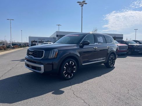 Used 2025 Kia Telluride SX image 3