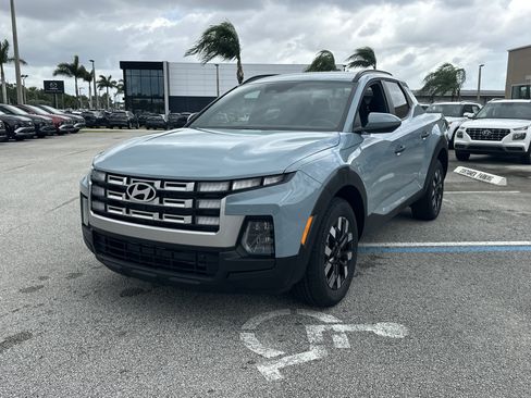 New 2026 Hyundai Santa Cruz SEL FWD image 2