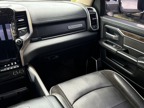 Used 2019 RAM 3500 Laramie AWD/4WD image 22