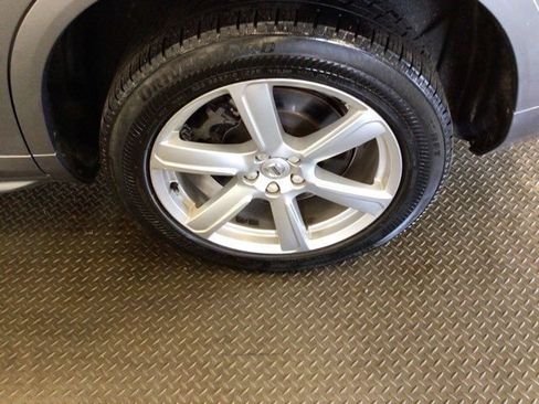 Used 2016 Volvo XC90 T8 Momentum w/ Vision Package AWD/4WD image 28