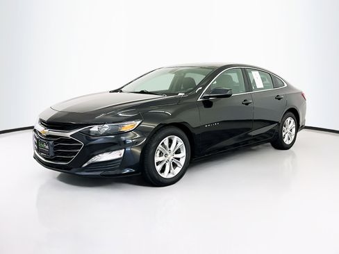 Used 2022 Chevrolet Malibu LT FWD image 3