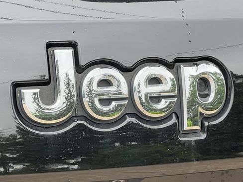 Used 2020 Jeep Grand Cherokee Limited AWD/4WD image 50