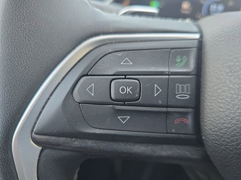 Used 2024 Jeep Grand Cherokee Limited 4xe image 23