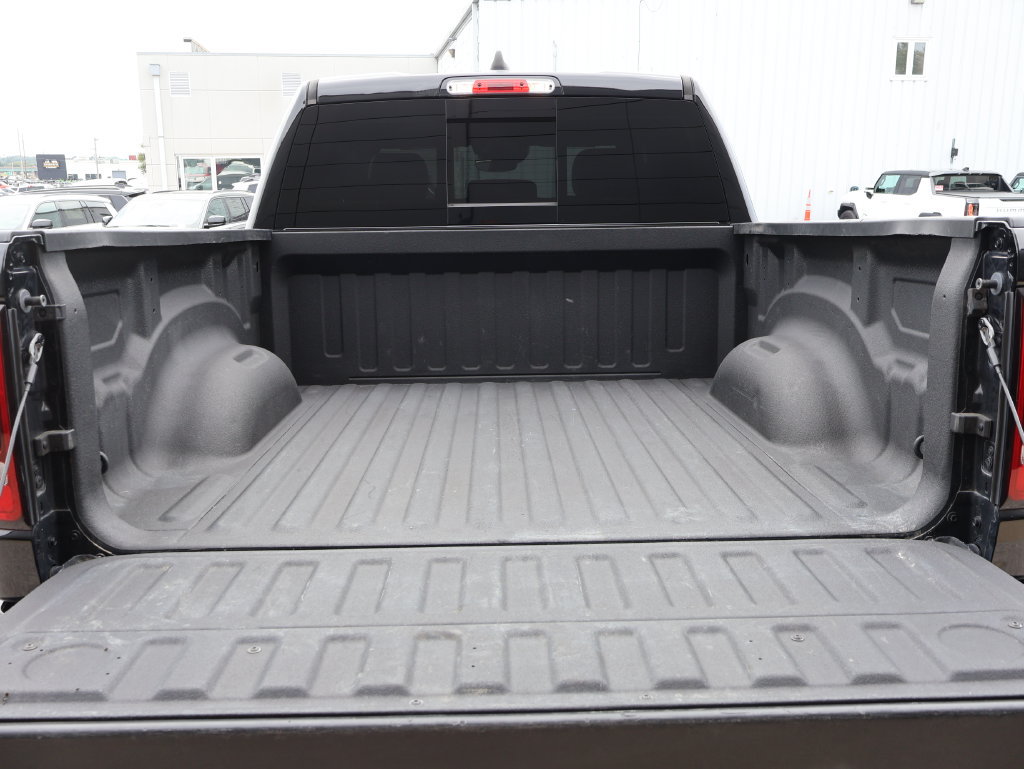 Used 2020 RAM 1500 Limited w/ Black Appearance Package RWD image 13