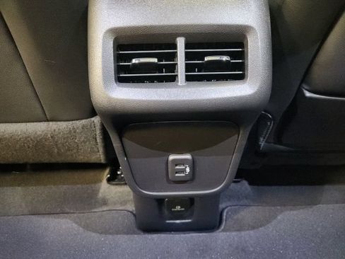 Used 2024 GMC Terrain AT4 AWD/4WD image 24