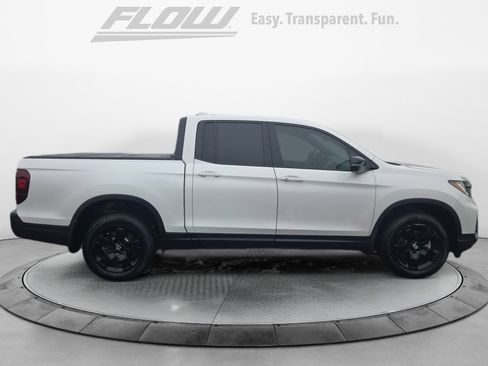 Certified 2024 Honda Ridgeline Black Edition image 8