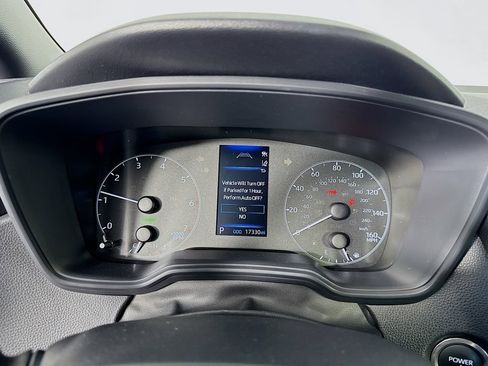 Used 2025 Toyota Corolla SE image 18