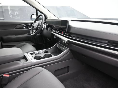 Used 2026 Kia Carnival SX Prestige FWD image 27