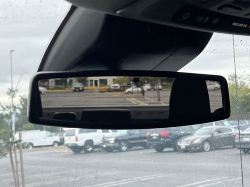 Certified 2025 Chevrolet Silverado 1500 LTZ image 21