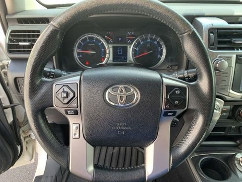 Used 2015 Toyota 4Runner SR5 image 26