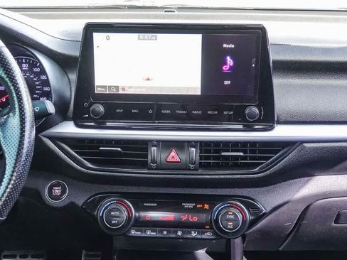 Used 2023 Kia Forte GT-Line FWD image 12