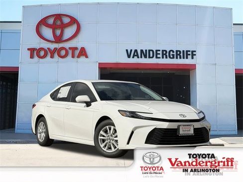 New 2026 Toyota Camry LE image 1