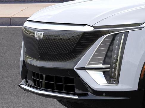 New 2026 Cadillac Lyriq Premium Luxury w/ LPO, Floor Liner Package RWD image 13