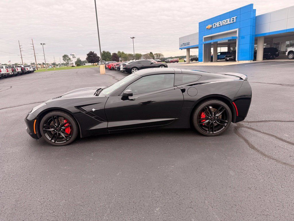 Used 2019 Chevrolet Corvette Stingray Coupe RWD image 5