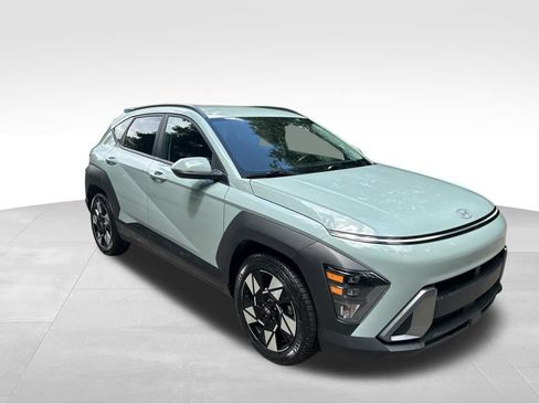 Used 2024 Hyundai Kona SEL FWD image 8