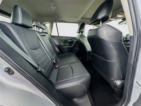 Used 2021 Toyota RAV4 Limited image 44