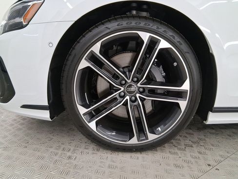 New 2025 Audi A8 L 3.0T image 11