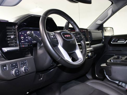 Used 2025 GMC Sierra 1500 SLT image 24