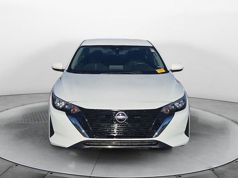 Used 2024 Nissan Sentra SV image 8