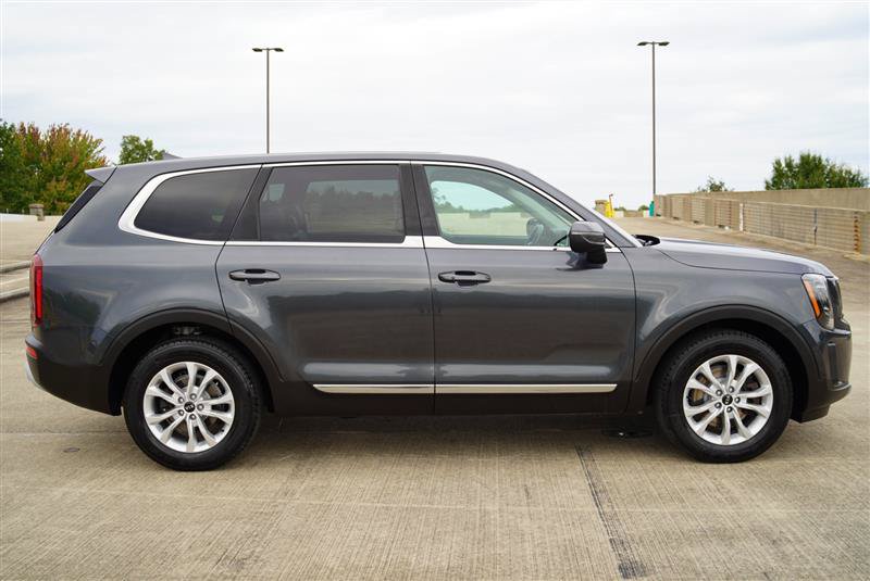Used 2020 Kia Telluride LX AWD/4WD image 7