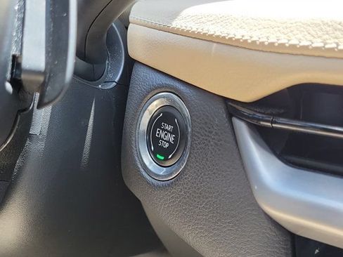 Used 2024 Cadillac XT4 Luxury FWD image 17