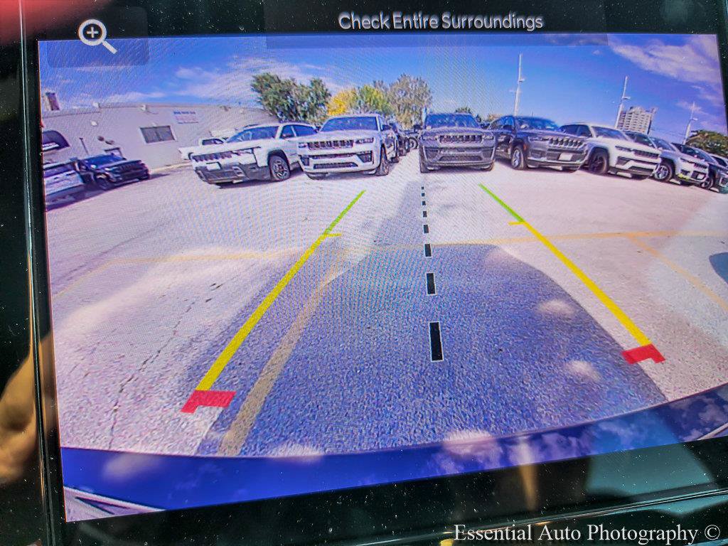 Certified 2025 Jeep Grand Cherokee L Altitude AWD/4WD image 18