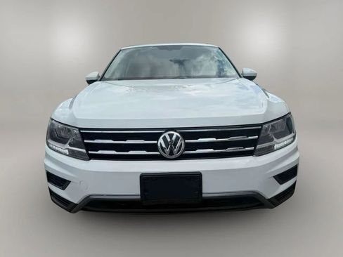 Used 2021 Volkswagen Tiguan SE AWD/4WD image 3