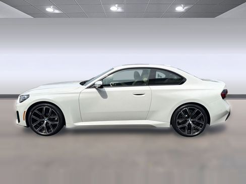 Used 2024 BMW 230i Coupe w/ Convenience Package RWD image 2