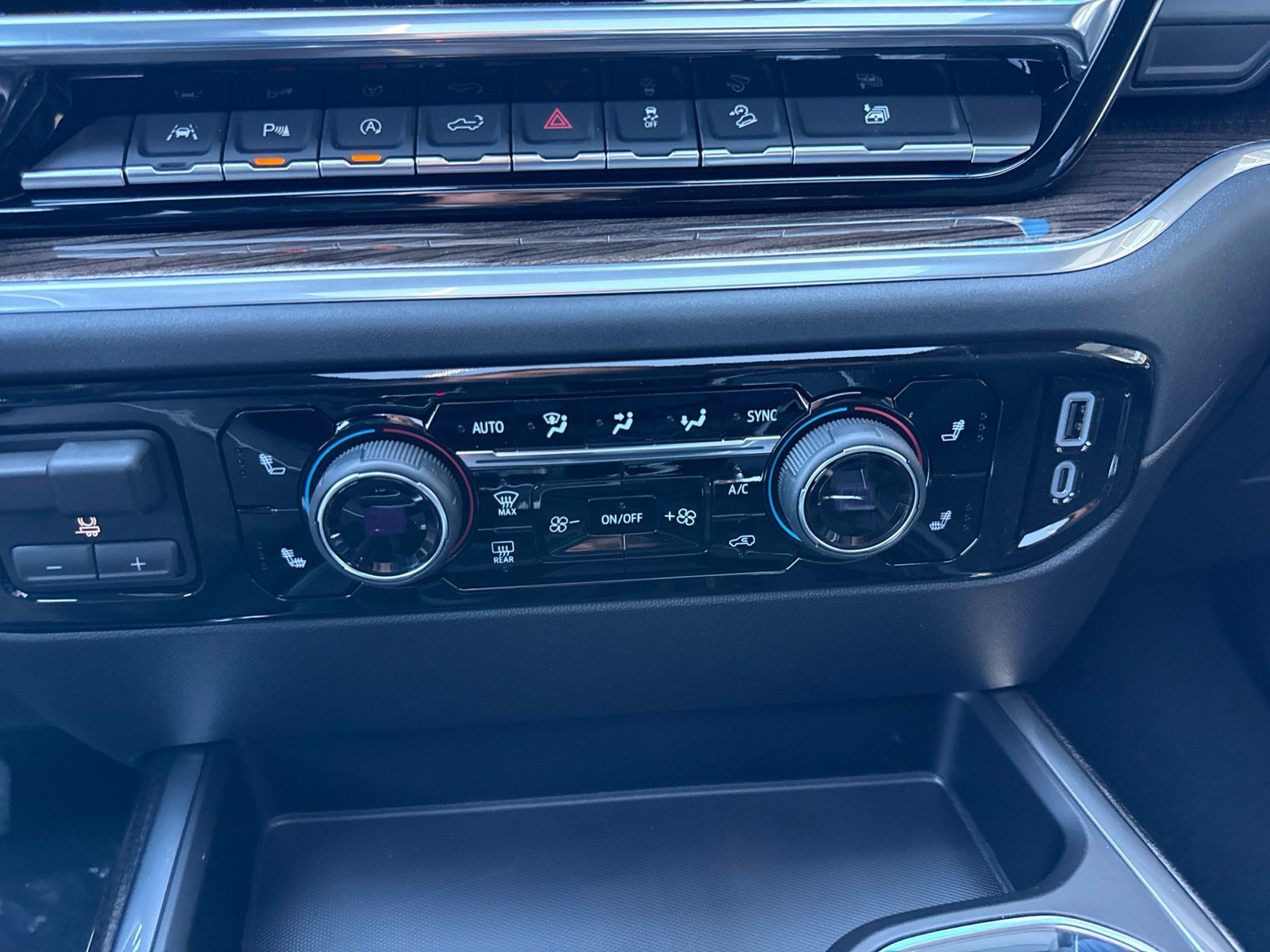 New 2026 Chevrolet Silverado 1500 RST AWD/4WD image 20
