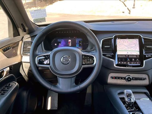 Used 2024 Volvo XC90 T8 Ultimate w/ Protection Package Premier image 8