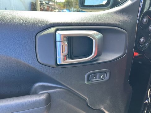 New 2026 Jeep Gladiator Sport AWD/4WD image 33