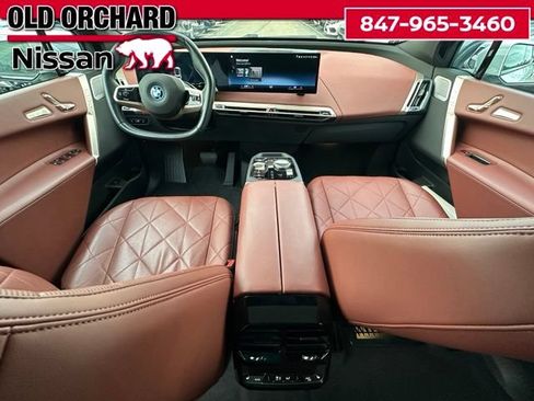 Used 2023 BMW iX M60 AWD/4WD image 17