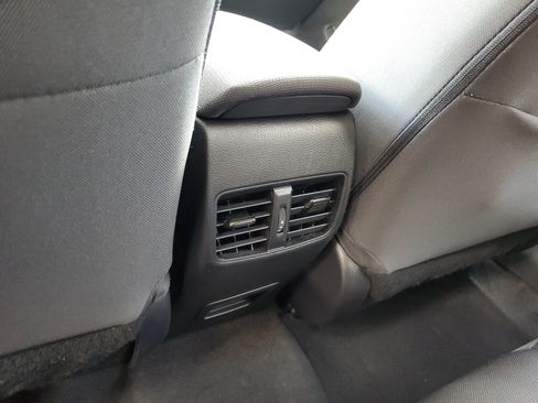 Certified 2024 Toyota Corolla Cross LE FWD image 13