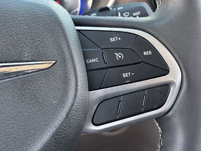 Used 2023 Chrysler Voyager LX FWD image 25