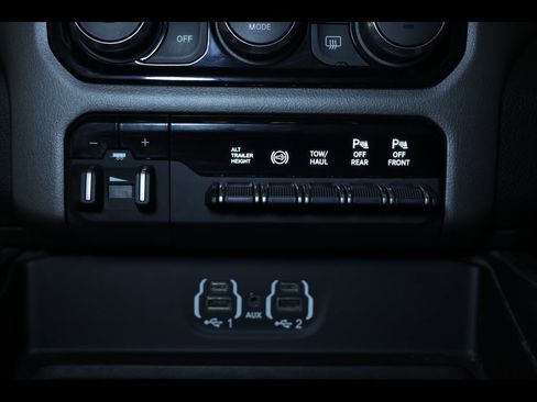 Used 2021 RAM 3500 Big Horn w/ Level B Equipment Group image 27