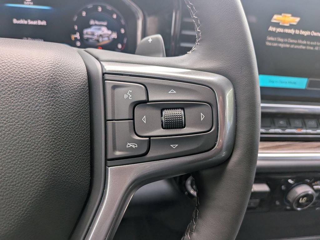 New 2026 Chevrolet Silverado 1500 RST w/ Dark Appearance Package AWD/4WD image 20