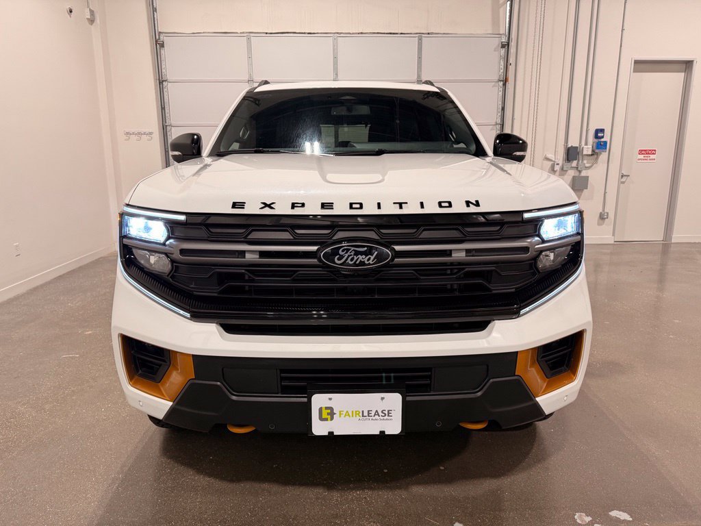 Used 2026 Ford Expedition Tremor AWD/4WD image 2