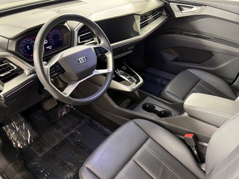 Used 2023 Audi Q4 e-tron Premium Plus w/ Premium Plus AWD/4WD image 9