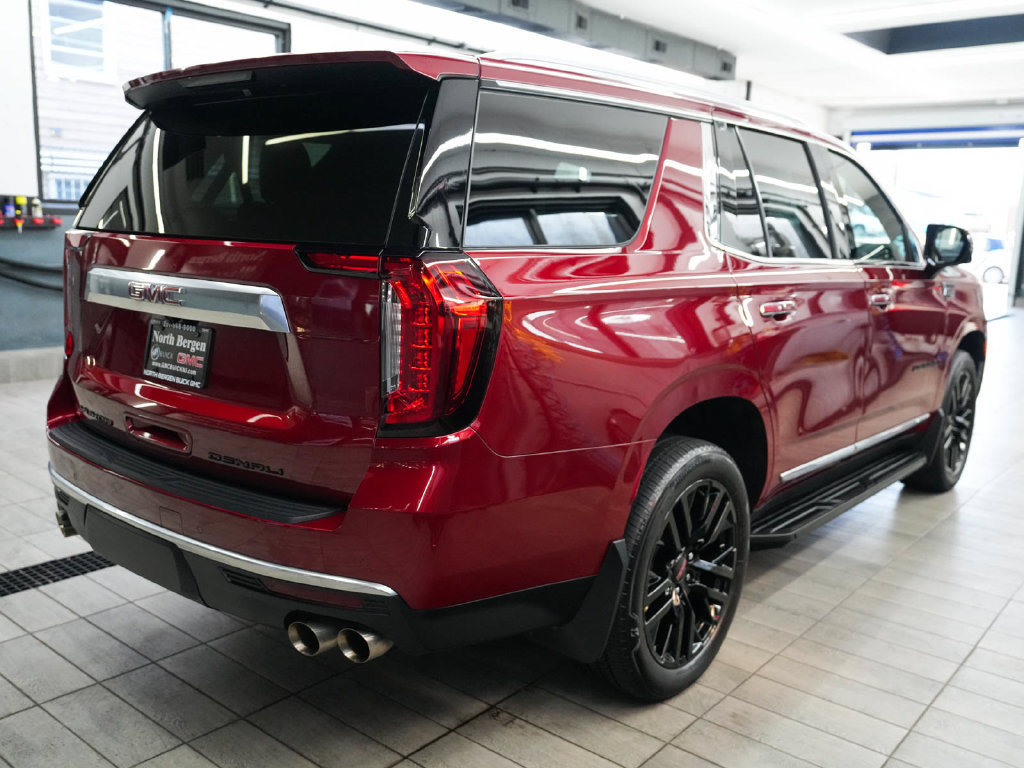 Used 2023 GMC Yukon Denali AWD/4WD image 8