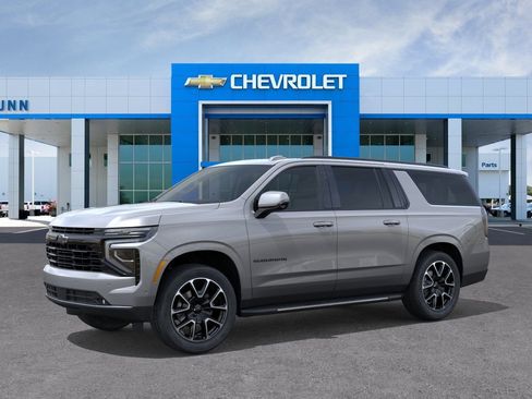 New 2026 Chevrolet Suburban RST AWD/4WD image 2