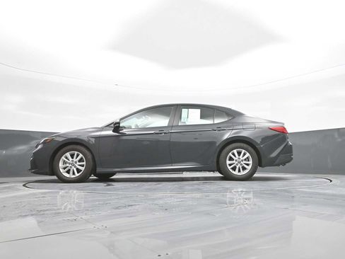 Used 2025 Toyota Camry LE w/ Convenience Package image 35