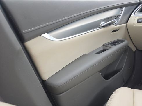 Used 2021 Cadillac XT5 Premium Luxury w/ LPO, Premium Carpet Package image 29