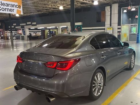 Used 2019 INFINITI Q50 Luxe w/ Essential Package (3.0T Luxe) AWD/4WD image 3